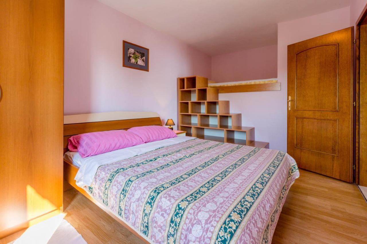 Apartmani Rino Dramalj Ngoại thất bức ảnh