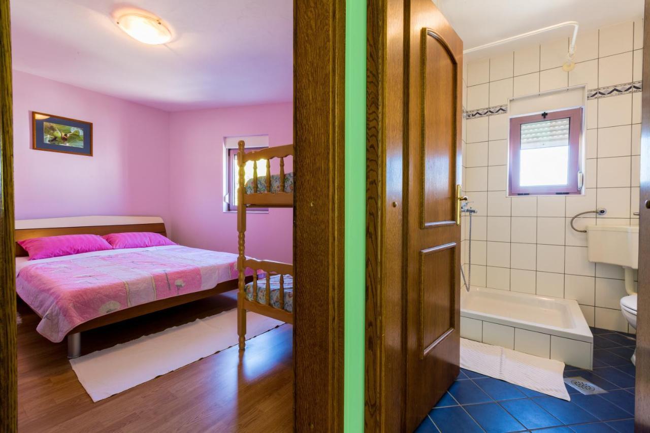 Apartmani Rino Dramalj Ngoại thất bức ảnh