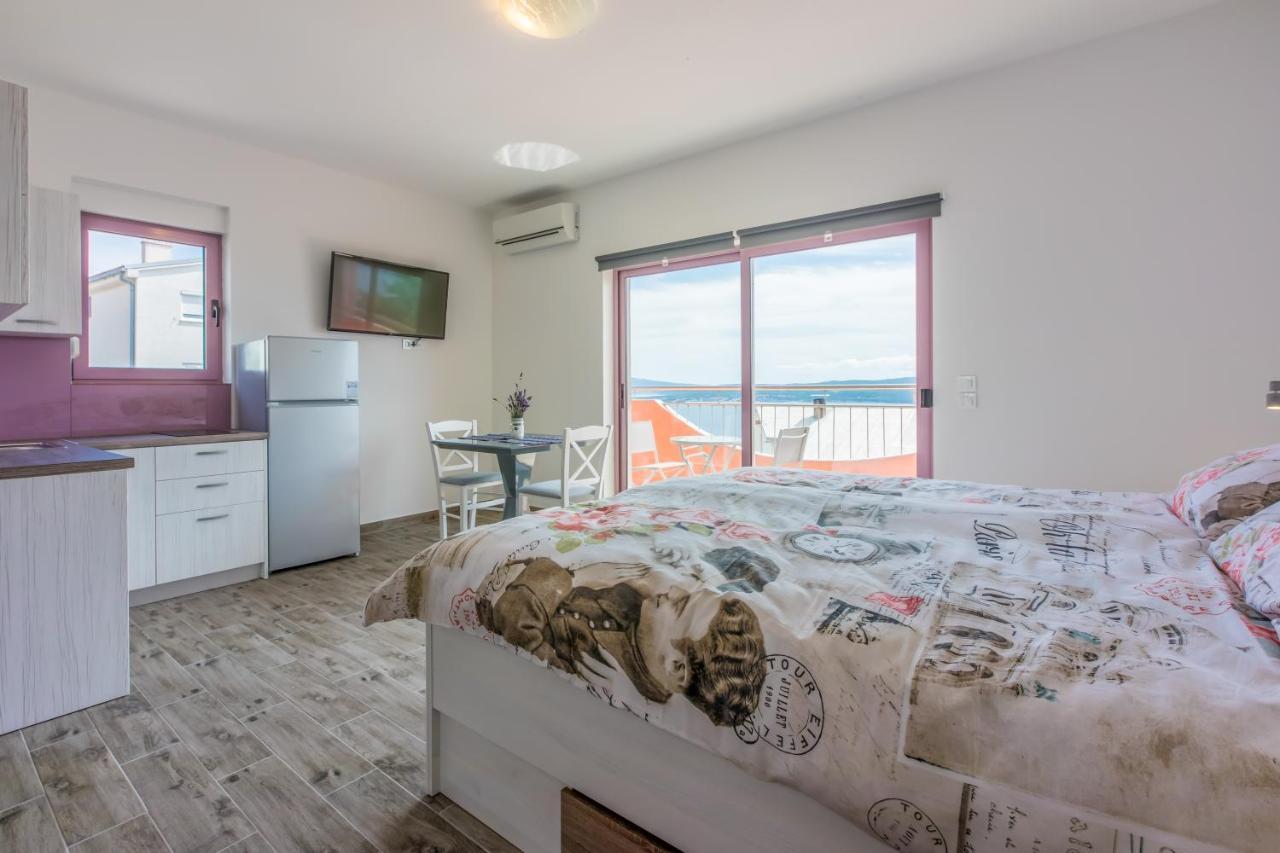 Apartmani Rino Dramalj Ngoại thất bức ảnh