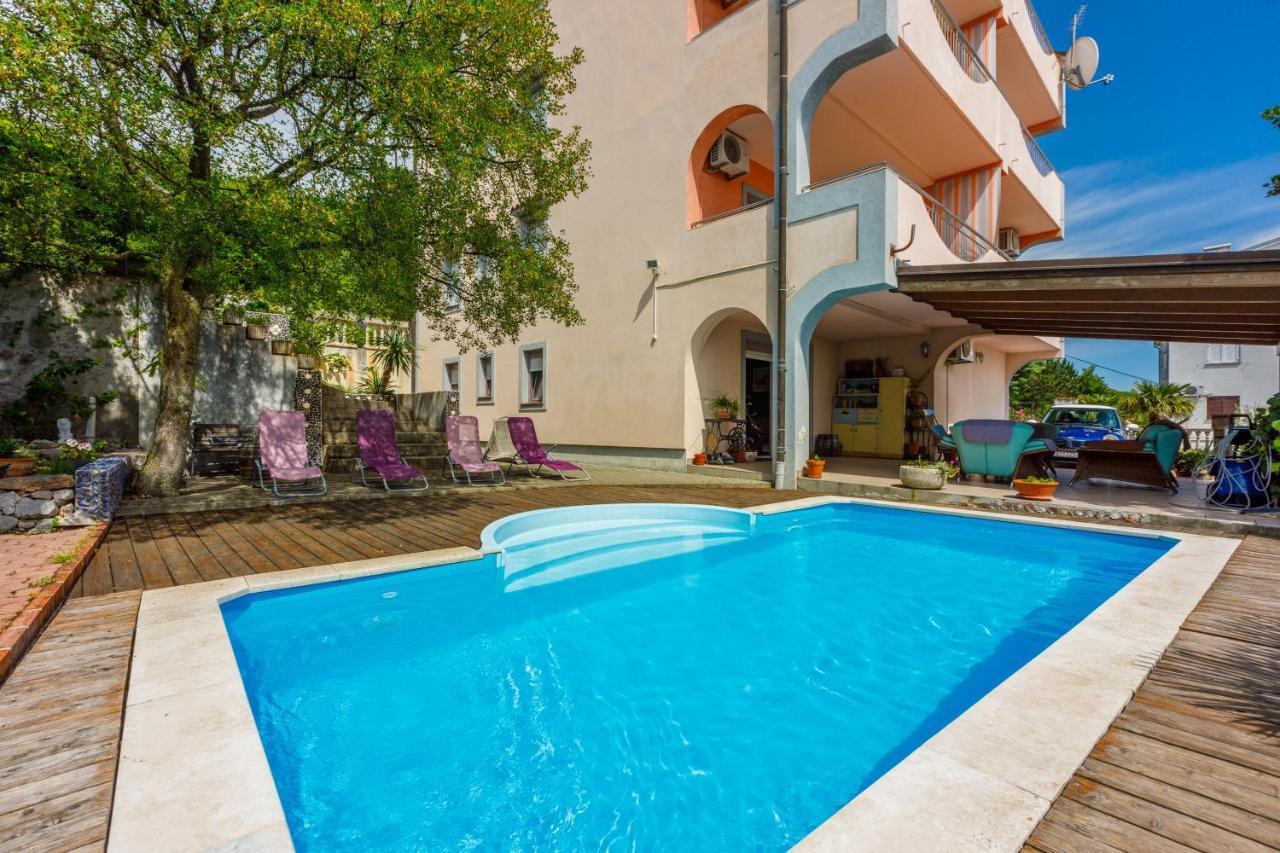 Apartmani Rino Dramalj Ngoại thất bức ảnh